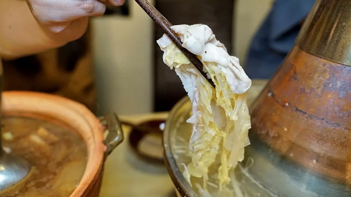 【新開店】澳門人也推！新竹炭燒砂鍋必吃經典「柱侯炆牛腩」，道地祕方湯底試過會懷念