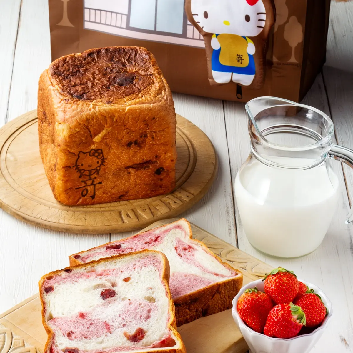 Kitty控開吃!Hello Kitty「極莓果生吐司」臺灣這天開放預購,超可愛環保袋免費送 Kitty控開吃!Hello Kitty「極莓果生吐司」臺灣這天開放預購,超可愛環保袋免費送