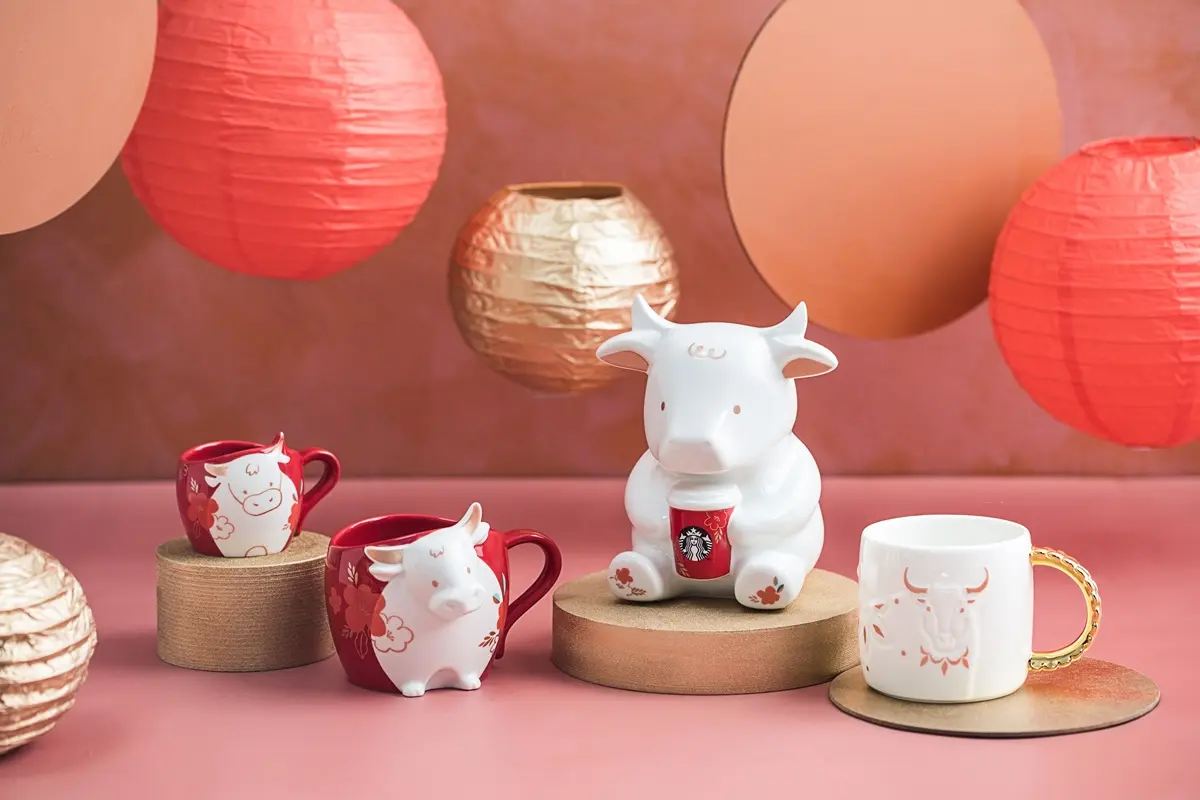 這5天又有「買一送一」！星巴克全新「煙燻奶油糖風味那堤」，還有30款金牛杯快搶
