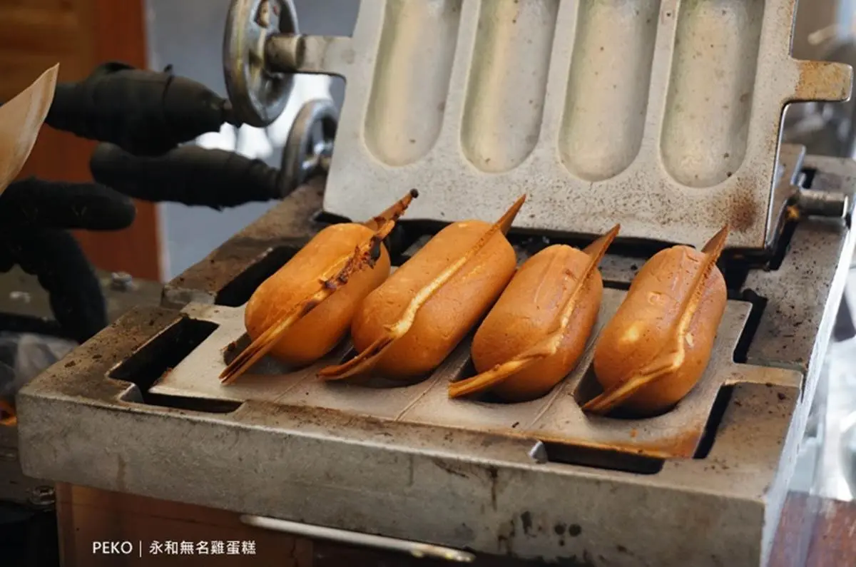 排隊才吃得到!永和超夯「起司雞蛋糕」一拉就牽絲,外酥內軟每人限買2份 排隊才吃得到!永和超夯「起司雞蛋糕」一拉就牽絲,外酥內軟每人限買2份