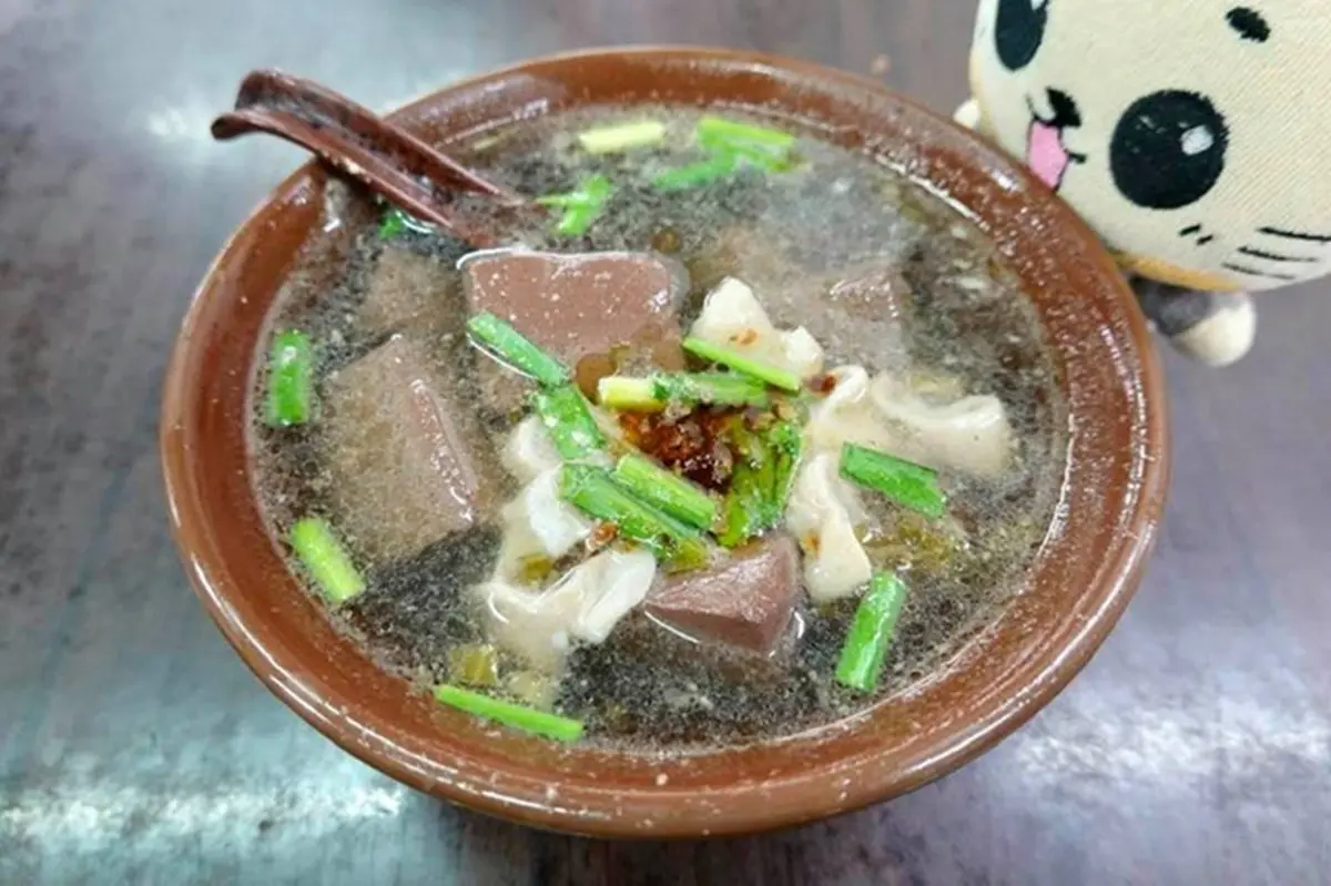 老台北人的美食街!大稻埕慈聖宮廟前先吃這13攤:白種元激推豬腳、一甲子汆燙魷魚 老台北人的美食街!大稻埕慈聖宮廟前先吃這13攤:白種元激推豬腳、一甲子汆燙魷魚