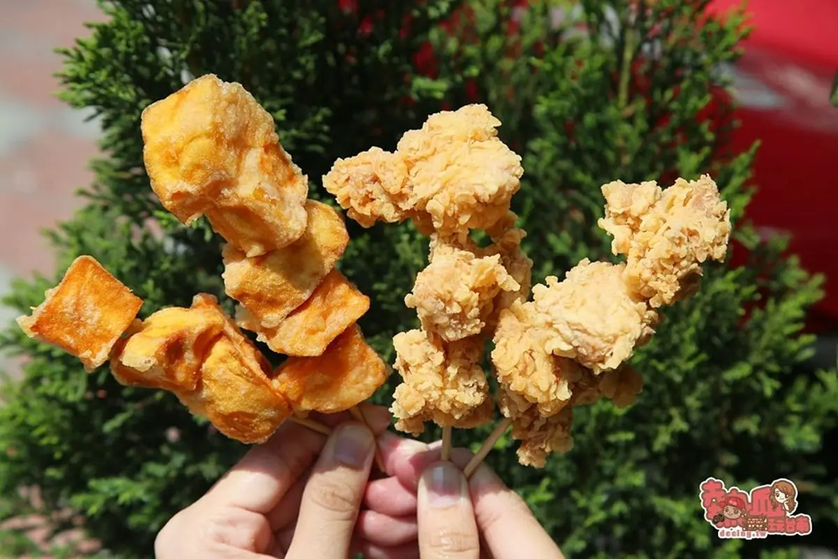 午餐就能吃得到!台南超邪惡炸雞只要銅板價,唰嘴雞米花不輸肯德基 午餐就能吃得到!台南超邪惡炸雞只要銅板價,唰嘴雞米花不輸肯德基