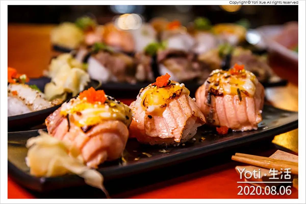 生魚片不新鮮退錢!東大門夜市高CP值日本料理,大推鮭魚握壽司系列 生魚片不新鮮退錢!東大門夜市高CP值日本料理,大推鮭魚握壽司系列