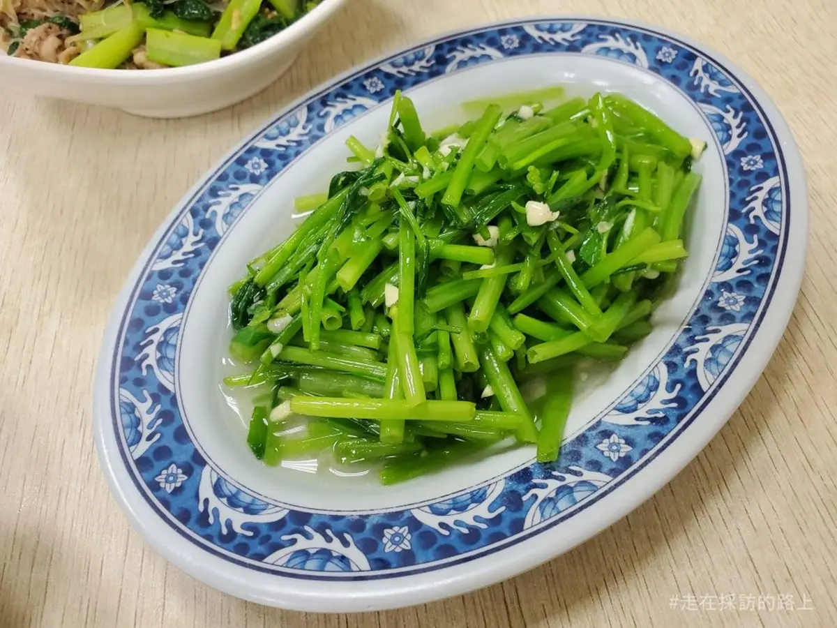 這一鍋超補!高雄當歸藥膳羊肉爐聚餐桌桌必點,砂鍋魚頭預訂才吃得到 這一鍋超補!高雄當歸藥膳羊肉爐聚餐桌桌必點,砂鍋魚頭預訂才吃得到