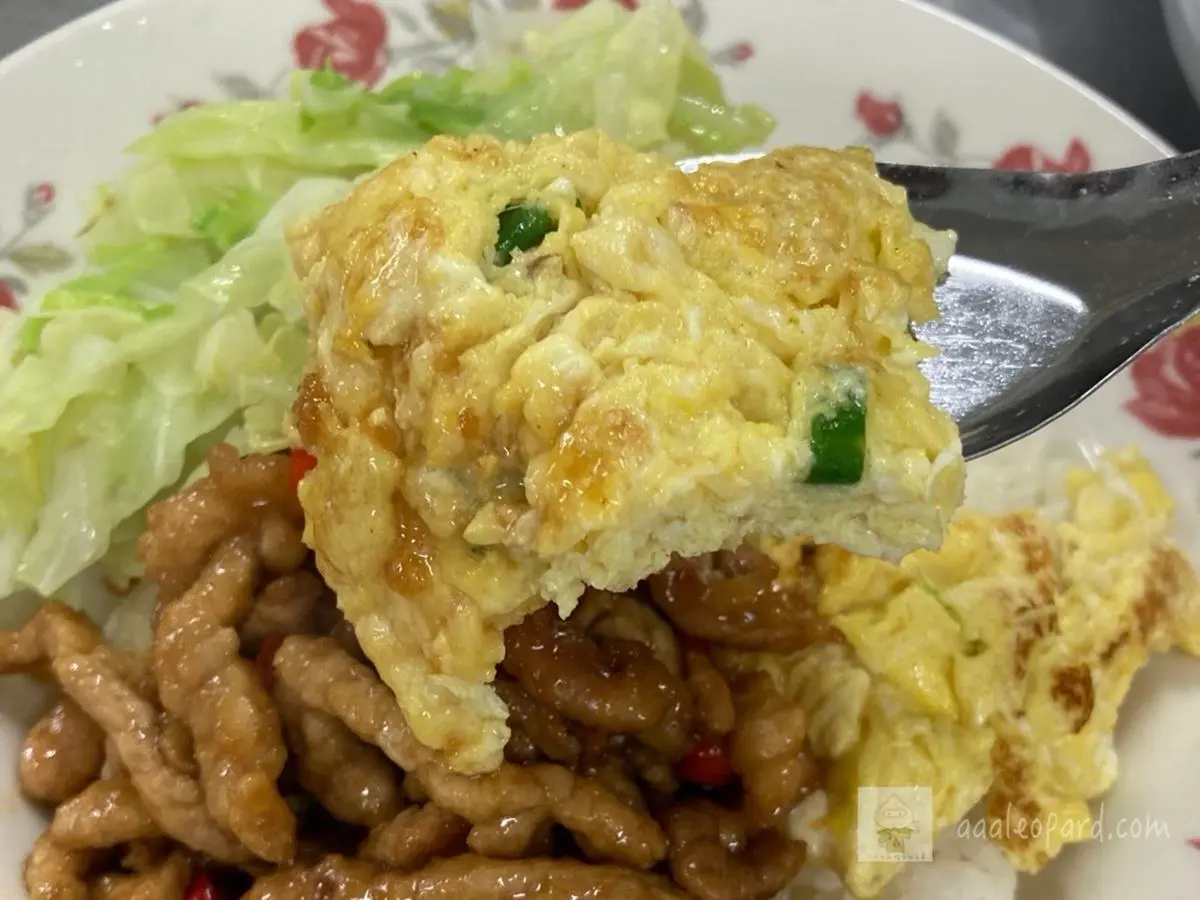 士林隱藏版美食!招牌肉絲飯外帶訂單接到手軟,醬油調色超級下飯 士林隱藏版美食!招牌肉絲飯外帶訂單接到手軟,醬油調色超級下飯