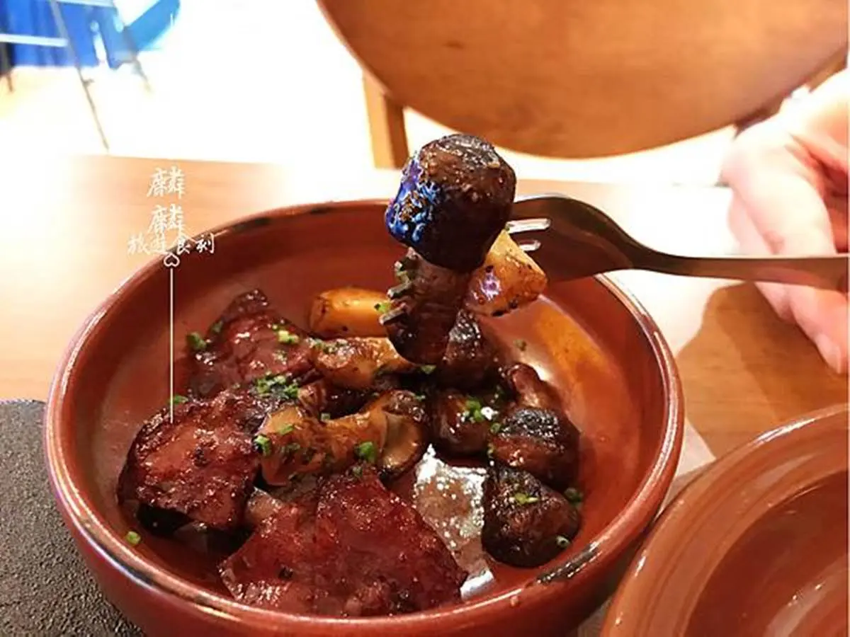 不能去歐洲就來這！台北超有fu餐酒館吃刺蔥羊膝喝「梅關係」，還有烤布蕾做完美ending