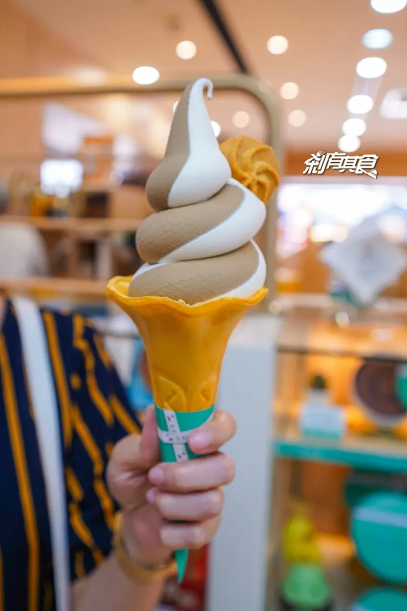 轉車不怕餓肚子！台中鐵鹿大街37家品牌等你逛，先嗑花雕烏龍麵、冰炸雞翅