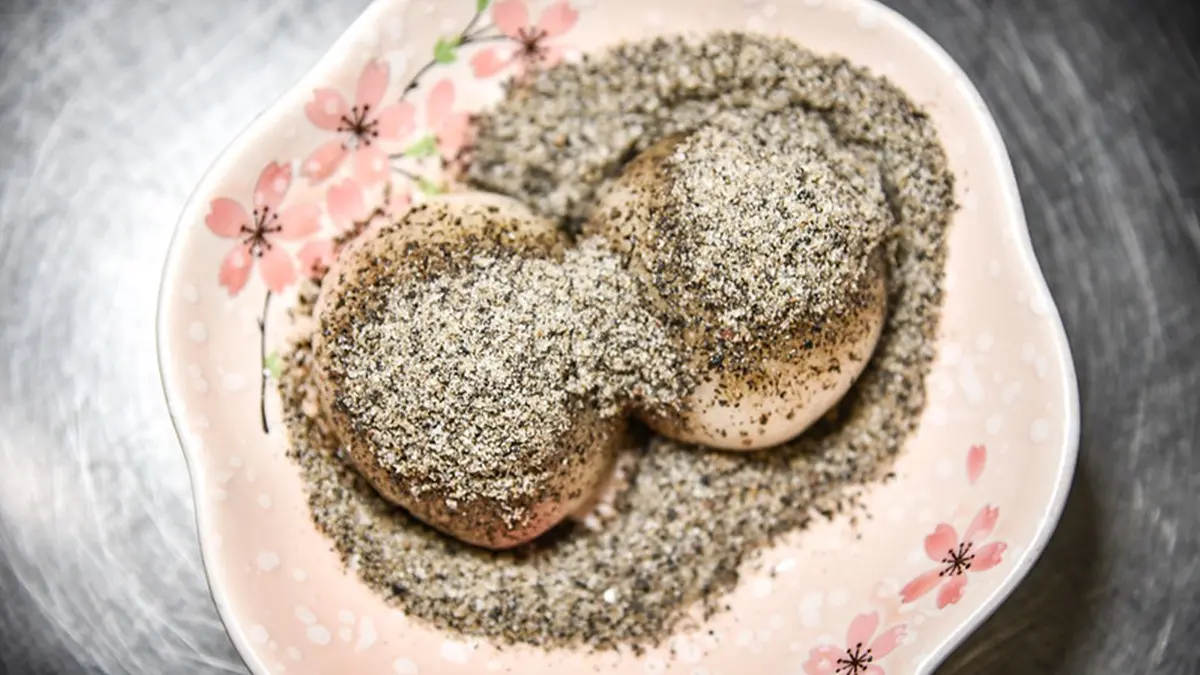 一甲子的好滋味!萬華老字號花生芝麻湯圓濃而不膩,必嘗獨創起司燒麻糬超邪惡 一甲子的好滋味!萬華老字號花生芝麻湯圓濃而不膩,必嘗獨創起司燒麻糬超邪惡