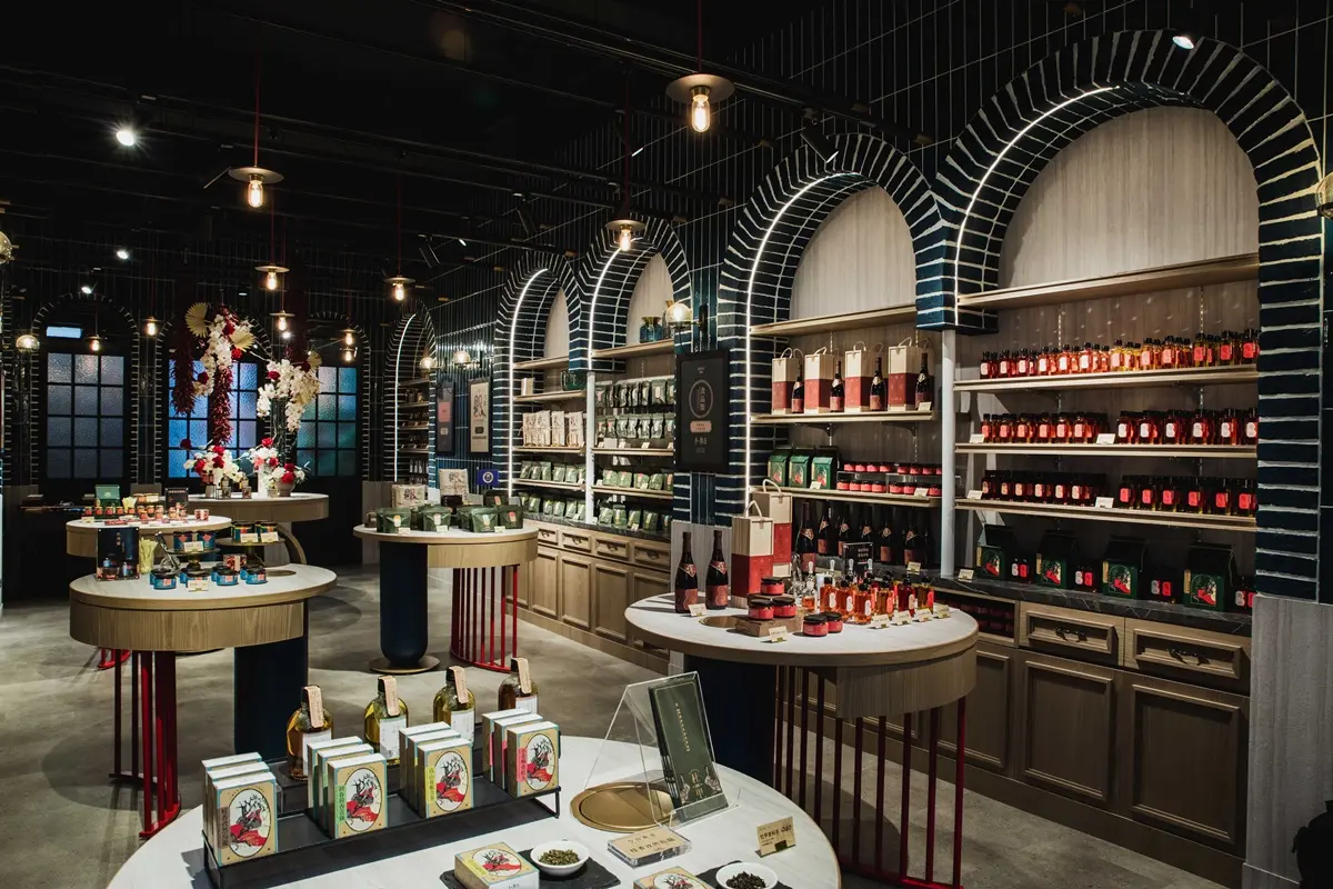 【新開店】史上最美香料店在大稻埕！「杜甲」復古設計超吸睛，獨創香料搭食物秒升級