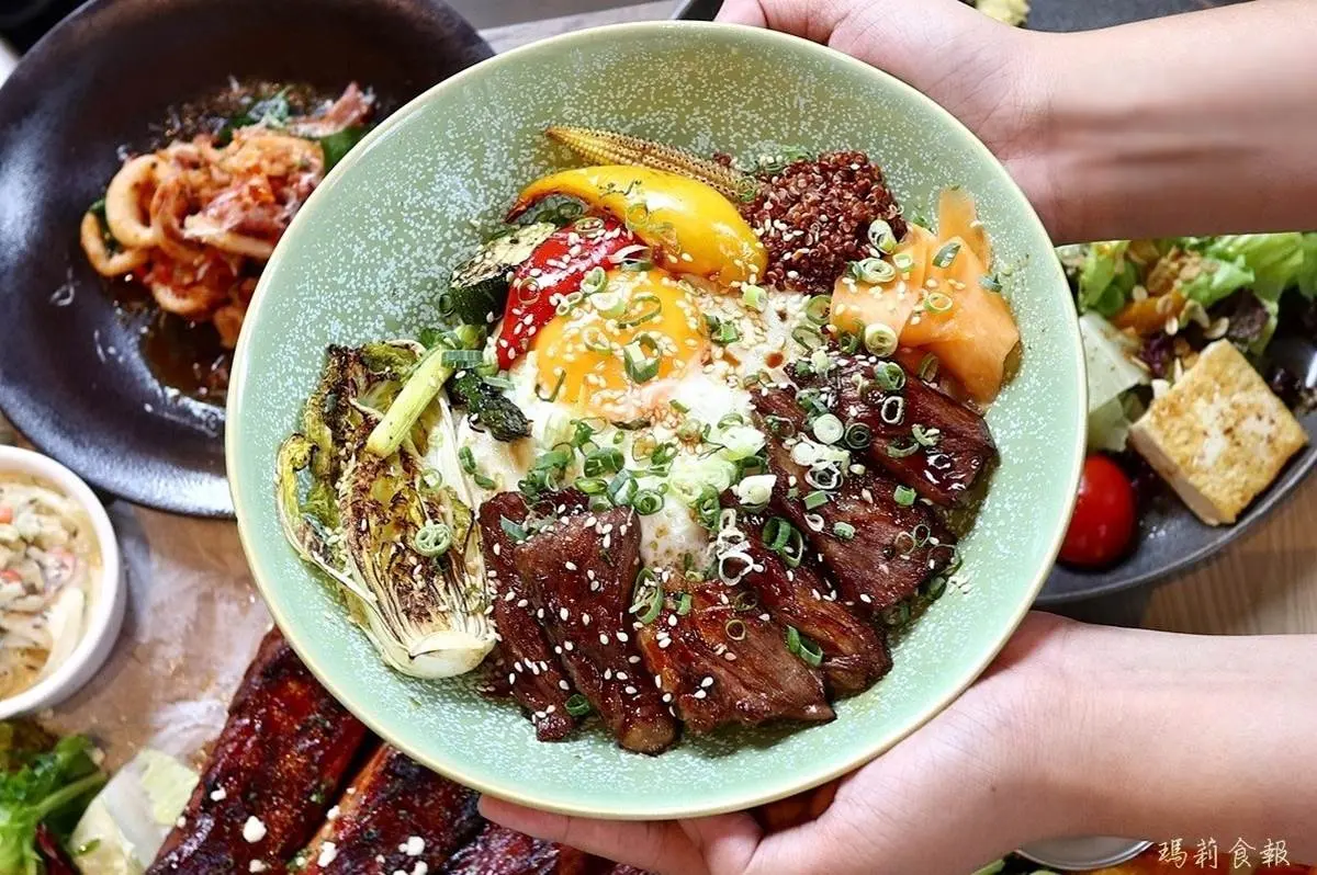 好吃又好拍!台中網美系義式料理必點這10樣:鳥巢麵、「未來肉」漢堡、限量牛小排飯 好吃又好拍!台中網美系義式料理必點這10樣:鳥巢麵、「未來肉」漢堡、限量牛小排飯