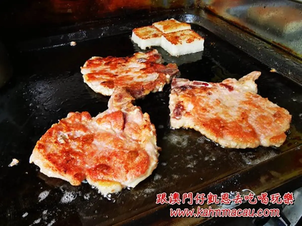 澳門人也愛!道地港澳麵館推4好料:1.5倍大祕方「雲吞」、豬扒撈麵、咖哩魚蛋 澳門人也愛!道地港澳麵館推4好料:1.5倍大祕方「雲吞」、豬扒撈麵、咖哩魚蛋