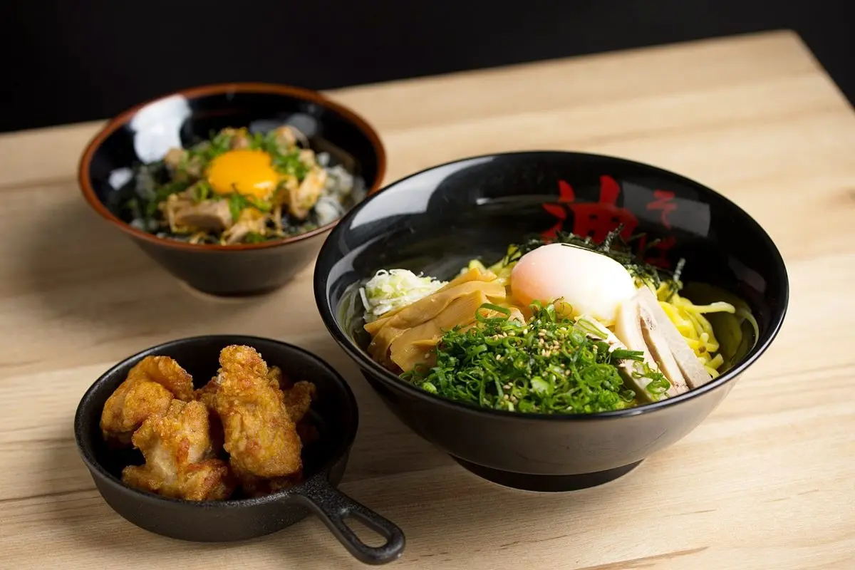 2月全台48間飯店、美食、飲料優惠：吃到飽龍蝦免錢、飲料買一送一、火鍋四人同行一人免費