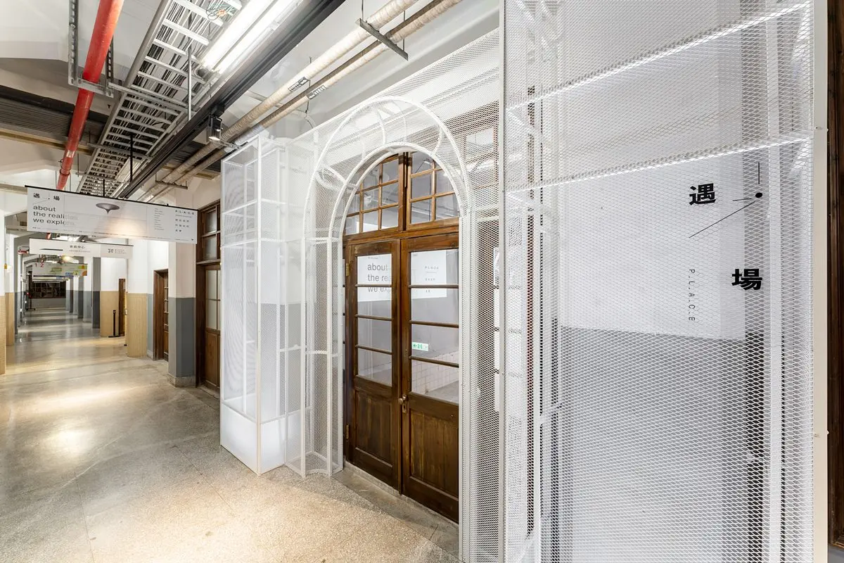 必須拍好拍滿！80年歷史日式澡堂變身「時髦光影展」，9位創作藝術家亮點搶先看