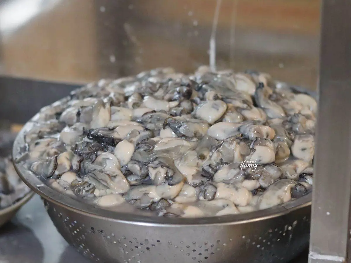 老饕才知!板橋無招牌「乾蚵」鮮甜還會爆漿,加碼隱藏版浮誇乾麵吃法 老饕才知!板橋無招牌「乾蚵」鮮甜還會爆漿,加碼隱藏版浮誇乾麵吃法