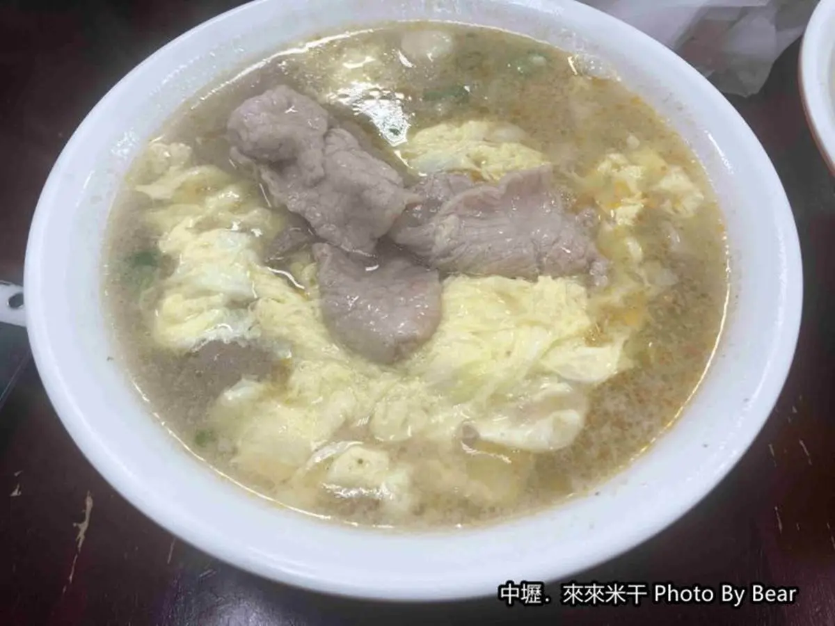 內用免費加泡菜!中壢道地緬甸料理「豬肝蛋米干」料多飽足,豌豆粉、大薄片也必點 內用免費加泡菜!中壢道地緬甸料理「豬肝蛋米干」料多飽足,豌豆粉、大薄片也必點