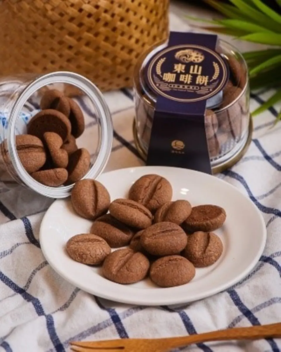 麵包控嗑起來!台南秒殺關廟鳳梨吐司+招牌羅宋麵包,再怒咬蜜煉黑糖吐司 麵包控嗑起來!台南秒殺關廟鳳梨吐司+招牌羅宋麵包,再怒咬蜜煉黑糖吐司