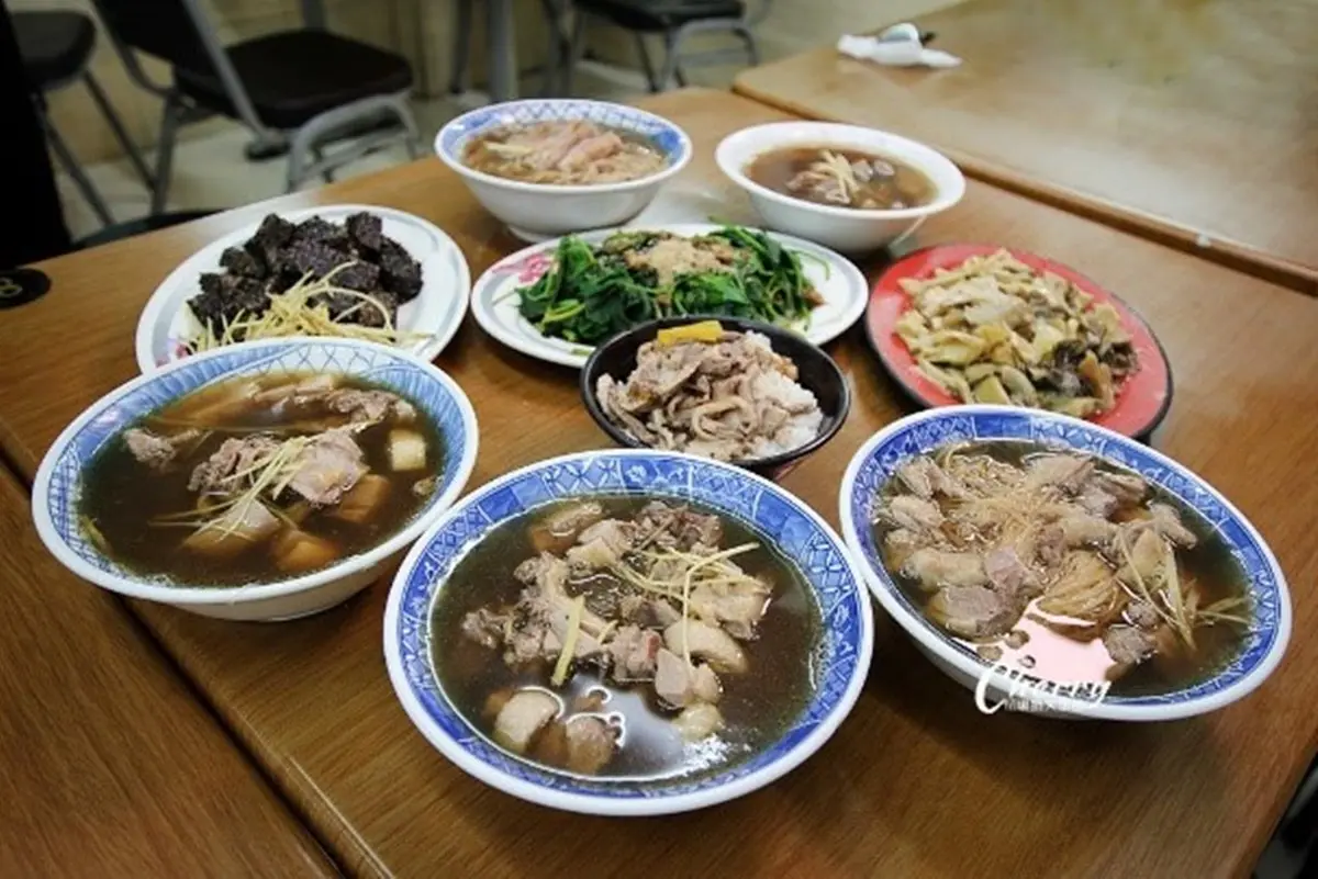 雲林土庫1日遊8亮點:60年鴨肉麵線、有機農場挖蘆筍、70年鐘錶咖啡店 雲林土庫1日遊8亮點:60年鴨肉麵線、有機農場挖蘆筍、70年鐘錶咖啡店