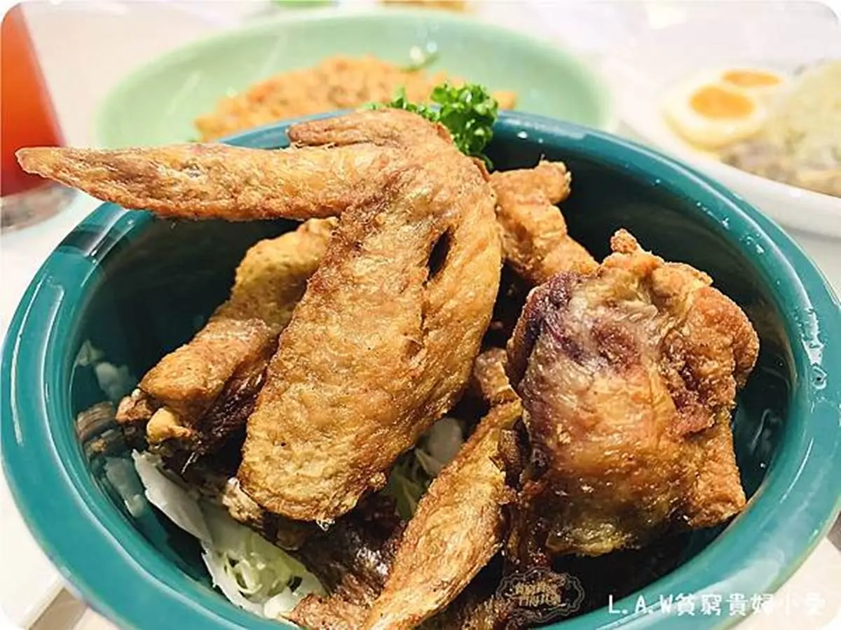 曼谷人氣網美餐廳來中壢了！必吃這6道：減醣「櫛瓜麵」、粄炒打拋雞、松露炸雞翅