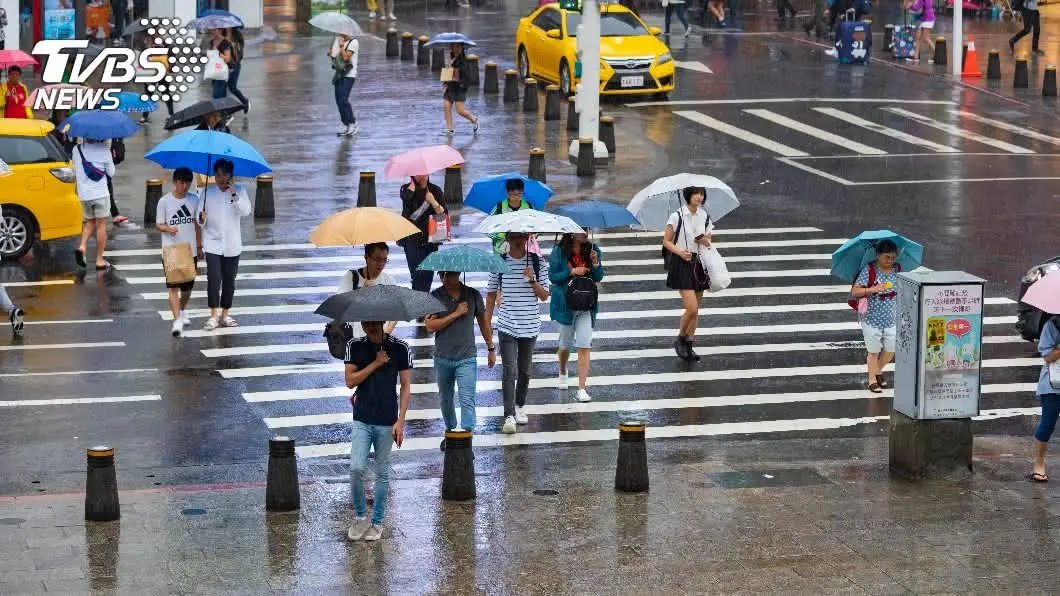好天氣掰掰!春節連假天氣一次看,「全台轉雨」北部連下5天