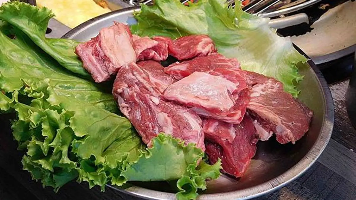 吃到飽控快收！西門韓式燒烤水準逼近單點店，甜嫩祕製無骨牛小排不吃會後悔