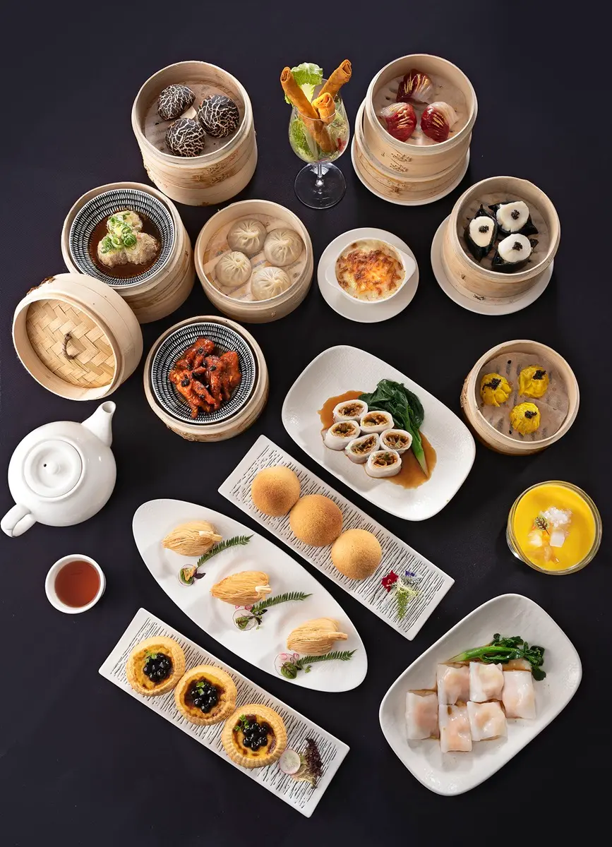 全台首創「嘉義噴水雞肉飯」吃到飽!這飯店每人1300元爽住,還免費玩賽車、水族館 全台首創「嘉義噴水雞肉飯」吃到飽!這飯店每人1300元爽住,還免費玩賽車、水族館