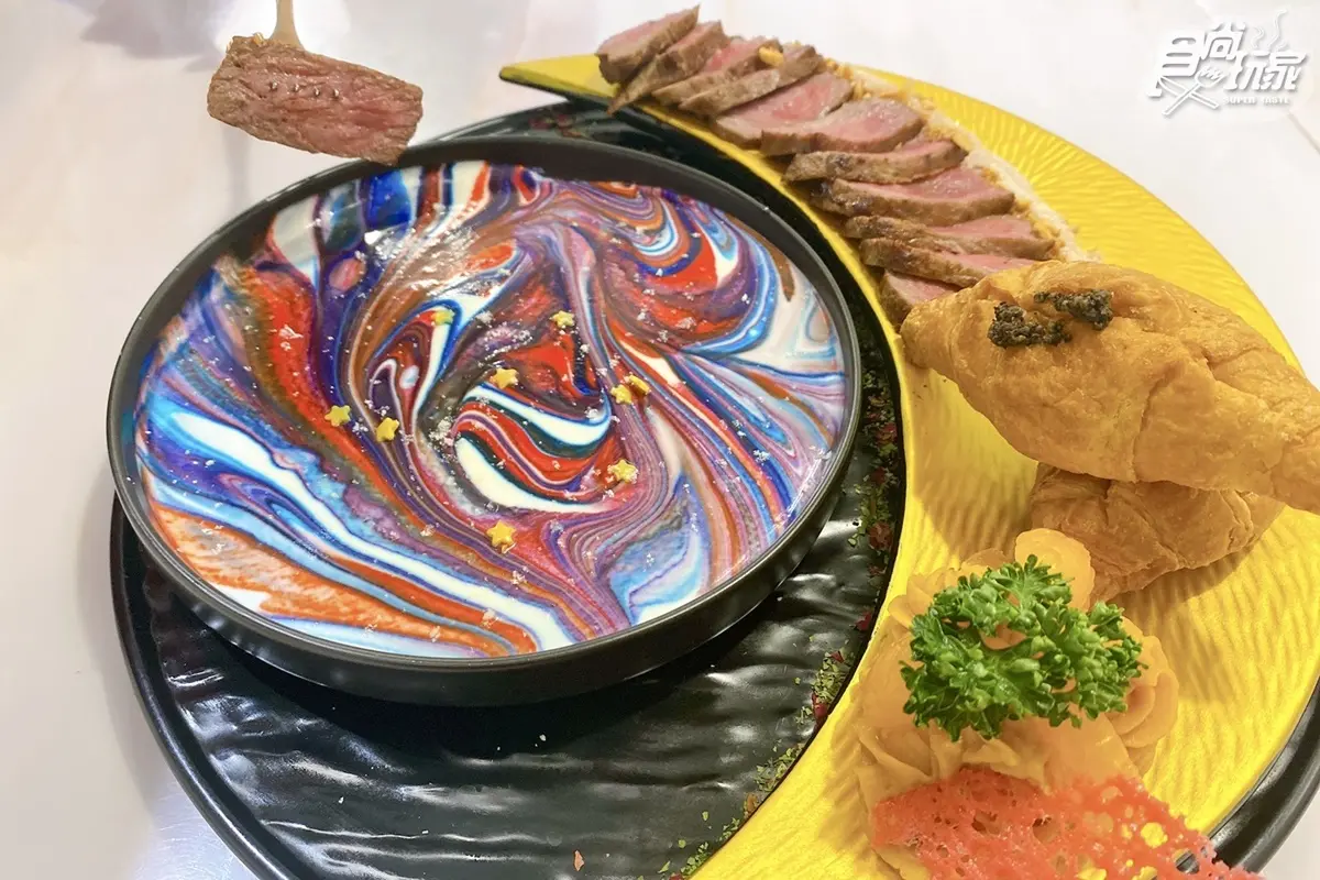 整隻龍蝦搬上桌！IG夯爆浮誇系餐廳，泡泡龍蝦浴、絕美星空醬拍到手軟