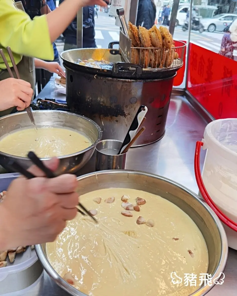 【食尚首播】彰化美食一條街必吃3家古早味:火鍋包肉圓裡、一口糯米炸、60年菱角酥 【食尚首播】彰化美食一條街必吃3家古早味:火鍋包肉圓裡、一口糯米炸、60年菱角酥