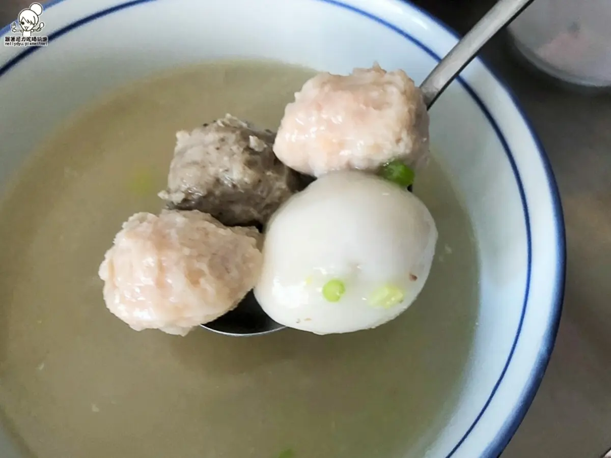 在地人從小吃到大!高雄6家老字號湯圓:混搭餛飩、麵茶湯頭、69年圓仔湯 在地人從小吃到大!高雄6家老字號湯圓:混搭餛飩、麵茶湯頭、69年圓仔湯