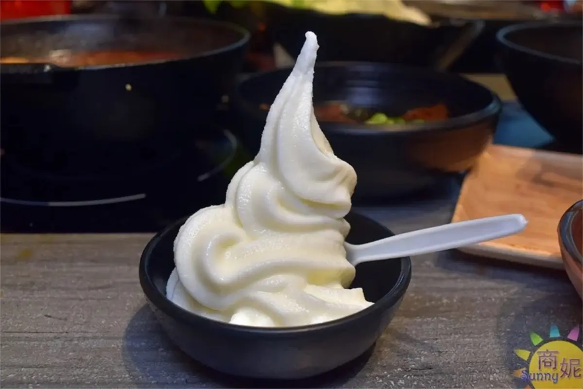 【新開店】海鮮控衝了!台中高CP值火鍋獨享龍蝦最低只要599元,隱藏版套餐有20隻蝦子 【新開店】海鮮控衝了!台中高CP值火鍋獨享龍蝦最低只要599元,隱藏版套餐有20隻蝦子