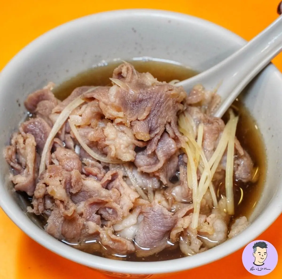 最強「巨無霸羊肉炒麵」是這家!僅100元分量超狂堆成山,4個人吃還有剩 最強「巨無霸羊肉炒麵」是這家!僅100元分量超狂堆成山,4個人吃還有剩