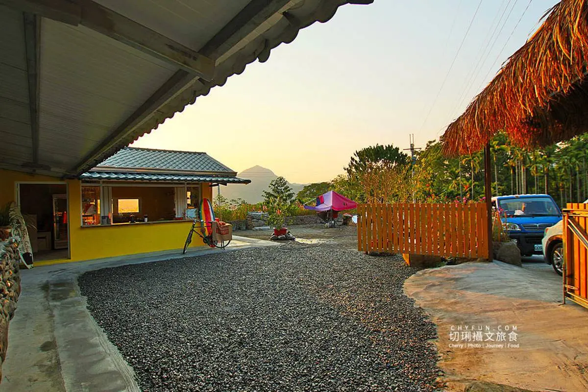 假日限定!庭園咖啡廳喝「自種自烘」手沖配山林美景,還能買自釀脆梅當伴手 假日限定!庭園咖啡廳喝「自種自烘」手沖配山林美景,還能買自釀脆梅當伴手