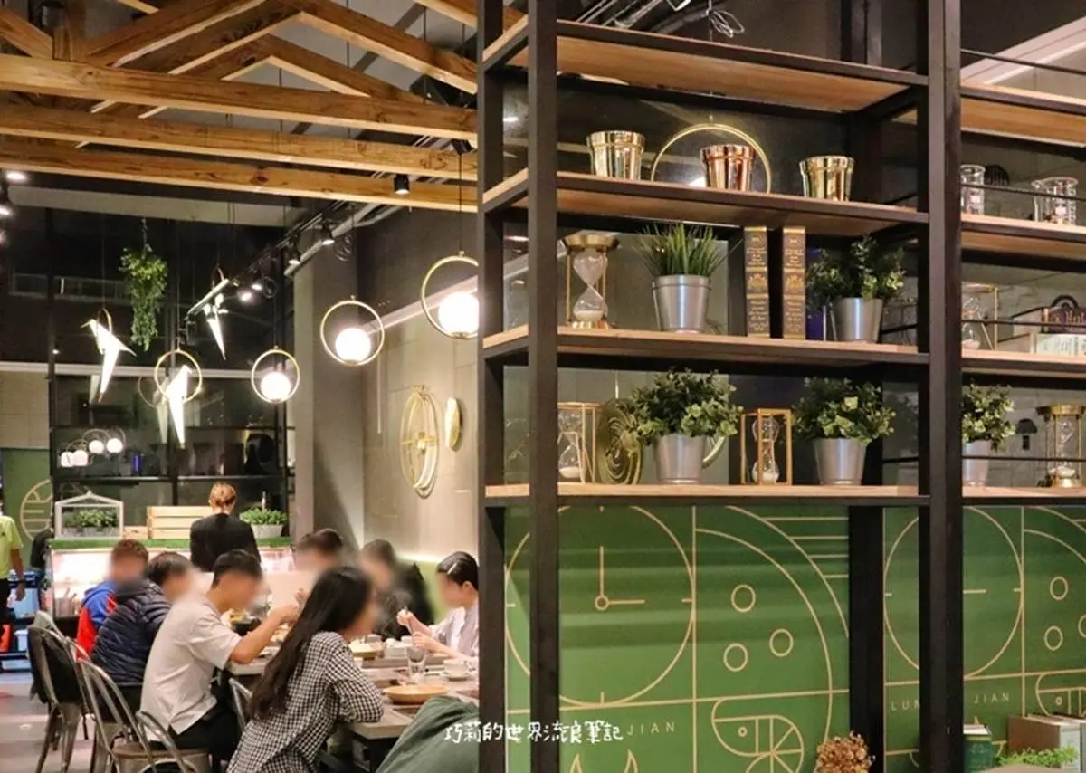 單身也能嗑!台中3家吃到飽個人鍋:迴轉餐檯、超澎派自助吧、超過20樣小農蔬食 單身也能嗑!台中3家吃到飽個人鍋:迴轉餐檯、超澎派自助吧、超過20樣小農蔬食
