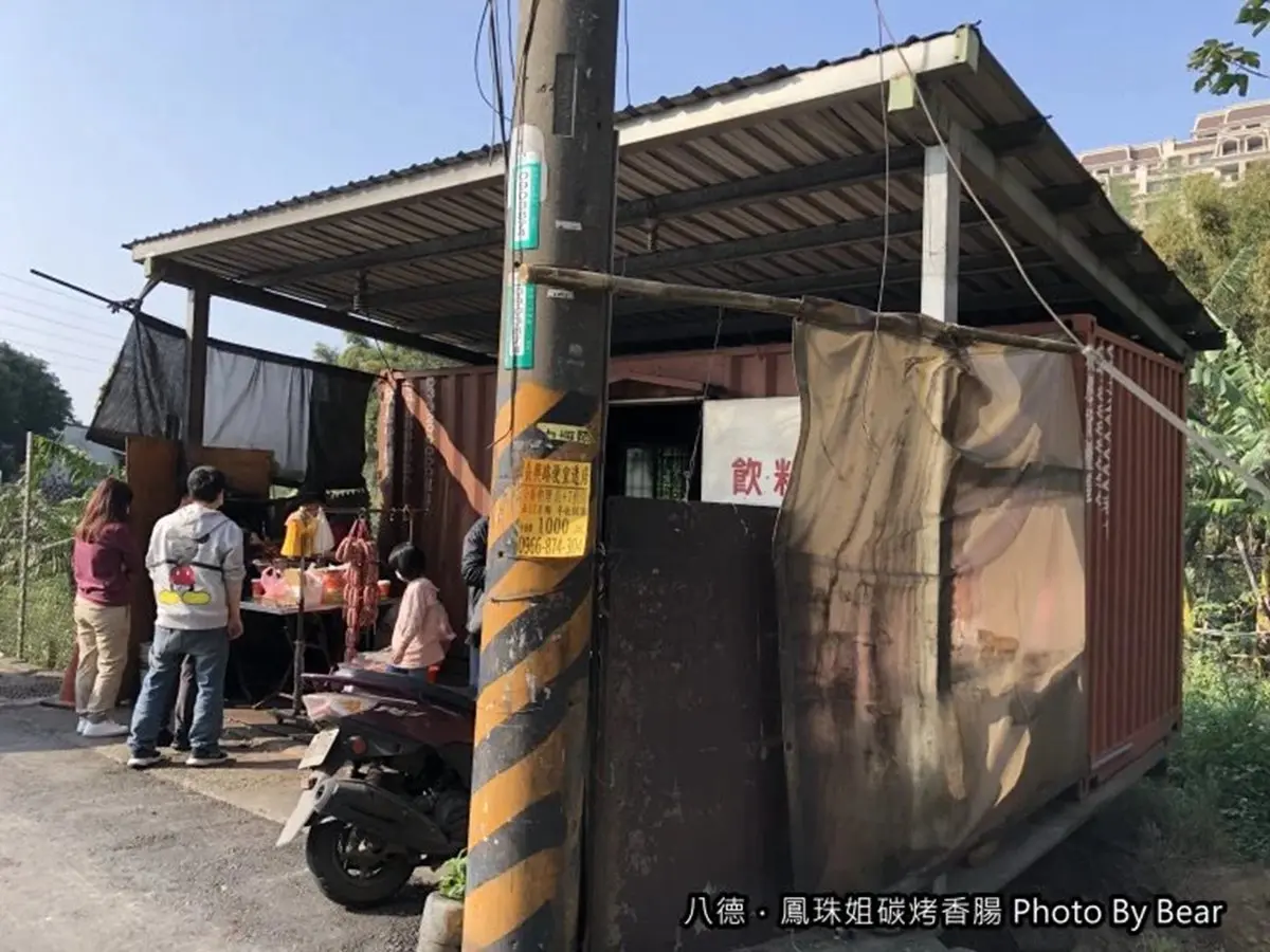 在地人帶路才吃得到！桃園5家無招牌美食：整隻蝦蒸餃、鐵皮屋烤香腸、私房熱炒店