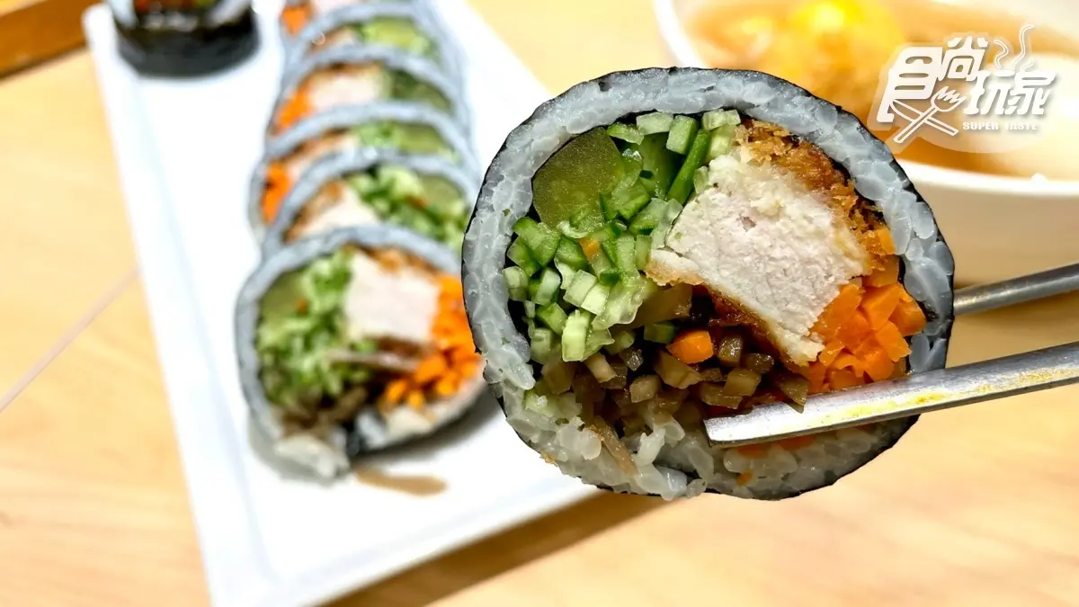 韓國人氣餐廳悄登台!必吃百元紫菜包飯+辣炒年糕拉麵,還能怒嗑台灣限定款 韓國人氣餐廳悄登台!必吃百元紫菜包飯+辣炒年糕拉麵,還能怒嗑台灣限定款