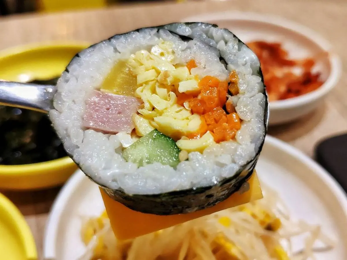 一秒到首爾！新北3家「歐爸」開的韓式料理：小菜無限續、水晶烤盤烤肉、起司陷阱飯捲