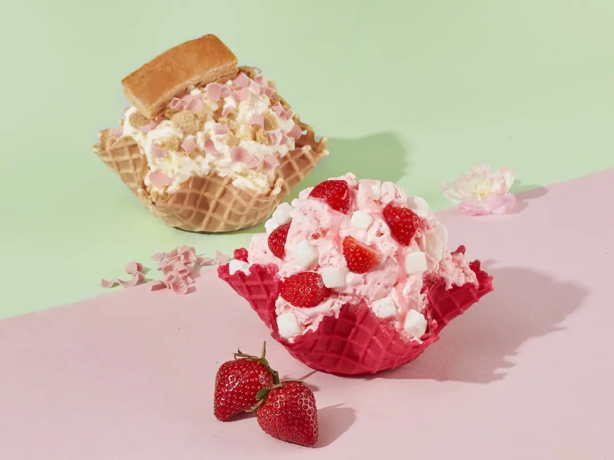 吃得到櫻桃果餡！ beard papa爆餡「粉雪春櫻泡芙」、COLD STONE「櫻櫻莓戀」新鮮草莓＋小麻糬太欠吃