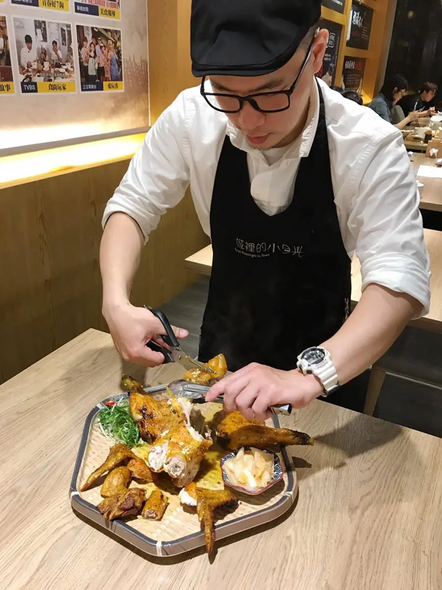 一個人也能來！高雄居酒屋吃得到超養生「鱷魚鍋」，獨門火燒雞５小時前先預訂