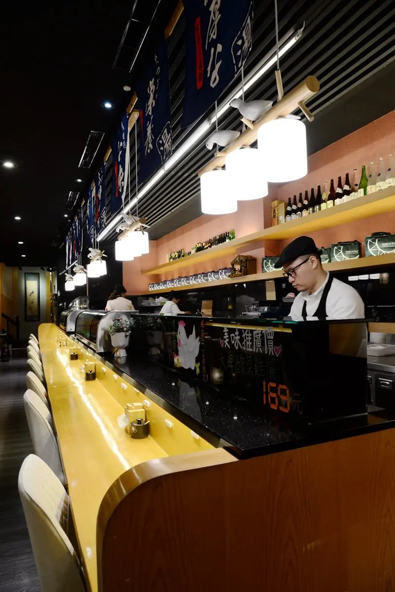 一個人也能來！高雄居酒屋吃得到超養生「鱷魚鍋」，獨門火燒雞５小時前先預訂