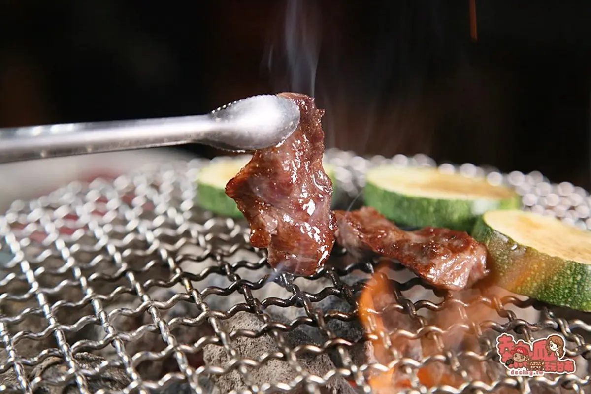 1秒飛日、泰!台南異國料理部落客激推這4家,第三家燒肉店還能打卡固力果跑跑人 1秒飛日、泰!台南異國料理部落客激推這4家,第三家燒肉店還能打卡固力果跑跑人