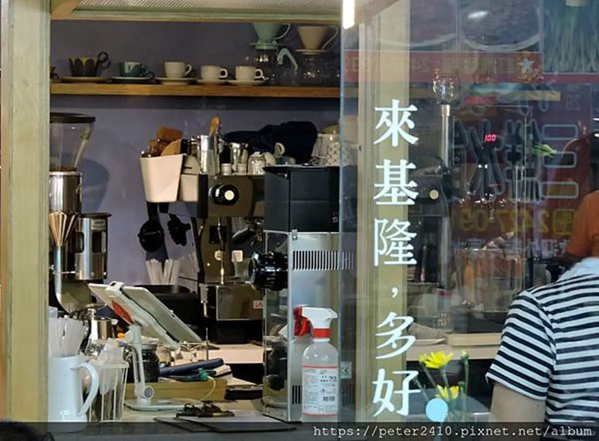 基隆在地人的廚房!仁愛市場必吃這7攤:「天下第一湯」美譽鍋燒麵、男子漢級蚵仔飯 基隆在地人的廚房!仁愛市場必吃這7攤:「天下第一湯」美譽鍋燒麵、男子漢級蚵仔飯