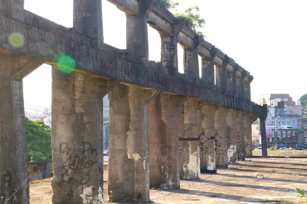 網美必收！基隆7大偽出國打卡點：布拉格黃金小巷、峇里島天堂之門、哈利波特魔法掃帚