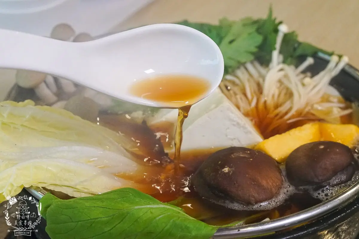 超佛心!高雄個人鍋吃到飽最低只要399元,免服務費、5種湯底還有現切Choice牛 超佛心!高雄個人鍋吃到飽最低只要399元,免服務費、5種湯底還有現切Choice牛