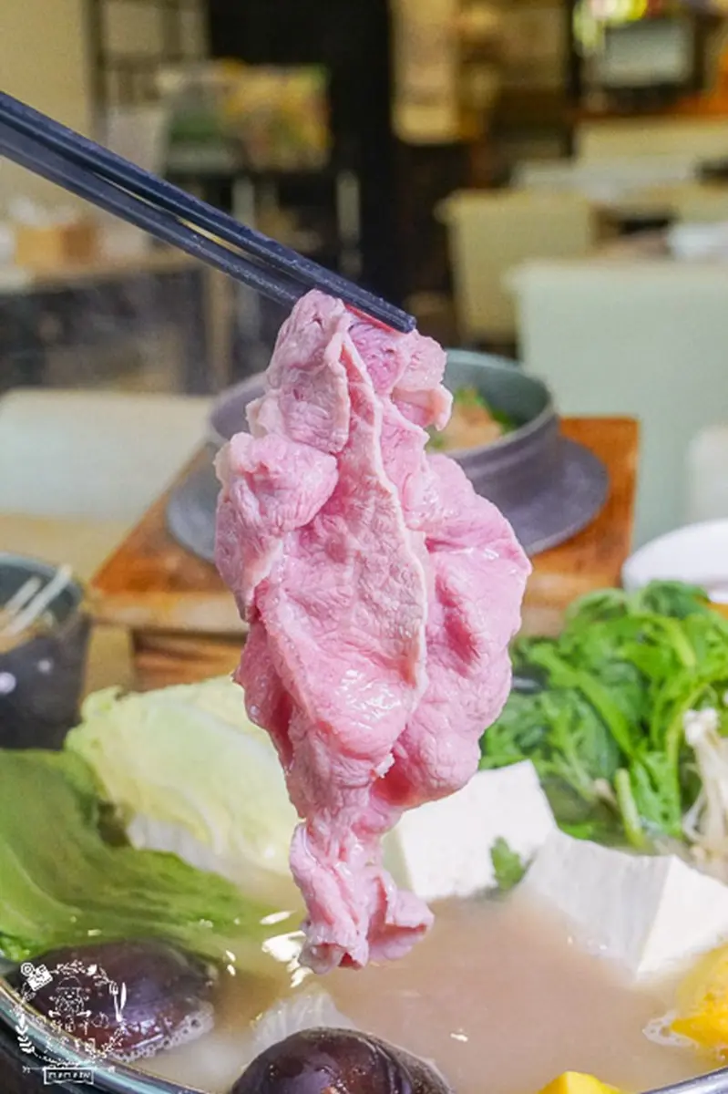 超佛心!高雄個人鍋吃到飽最低只要399元,免服務費、5種湯底還有現切Choice牛 超佛心!高雄個人鍋吃到飽最低只要399元,免服務費、5種湯底還有現切Choice牛