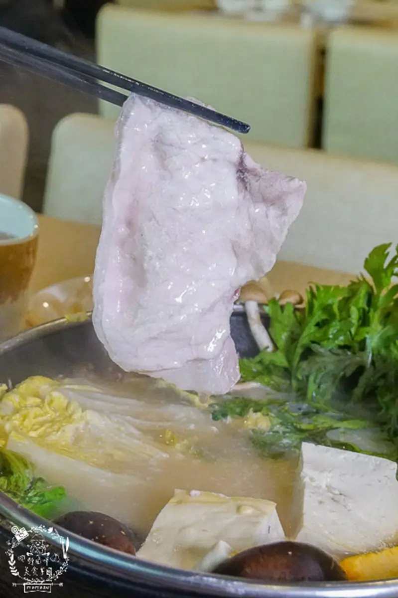 超佛心!高雄個人鍋吃到飽最低只要399元,免服務費、5種湯底還有現切Choice牛 超佛心!高雄個人鍋吃到飽最低只要399元,免服務費、5種湯底還有現切Choice牛