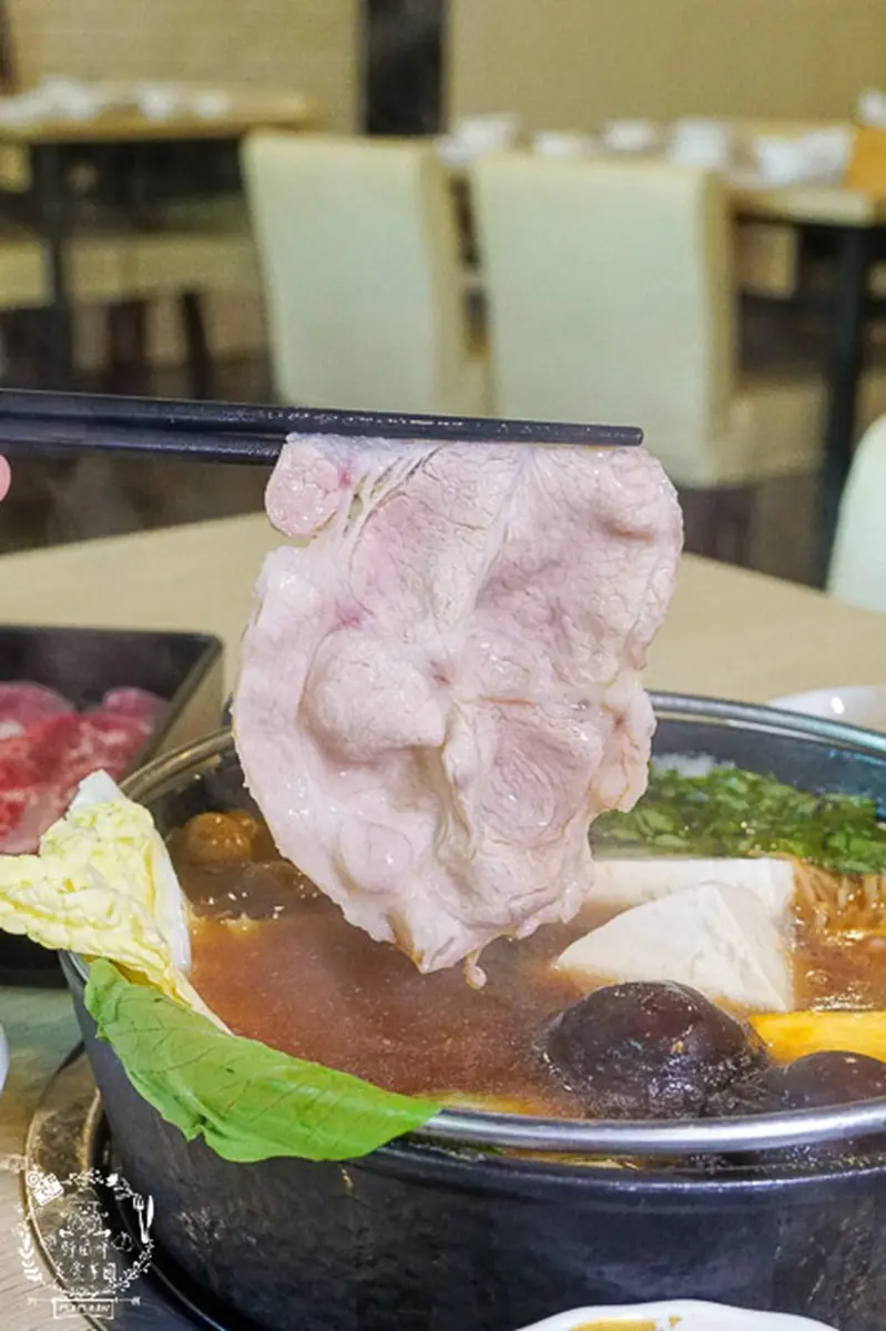 超佛心!高雄個人鍋吃到飽最低只要399元,免服務費、5種湯底還有現切Choice牛 超佛心!高雄個人鍋吃到飽最低只要399元,免服務費、5種湯底還有現切Choice牛