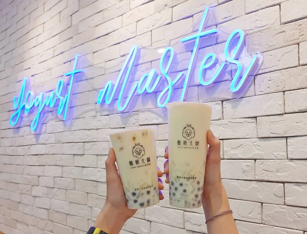 身分證「這4碼」免費升大杯！4大手搖飲優惠：綠豆冰沙買一送一、草莓厚奶第2件7折