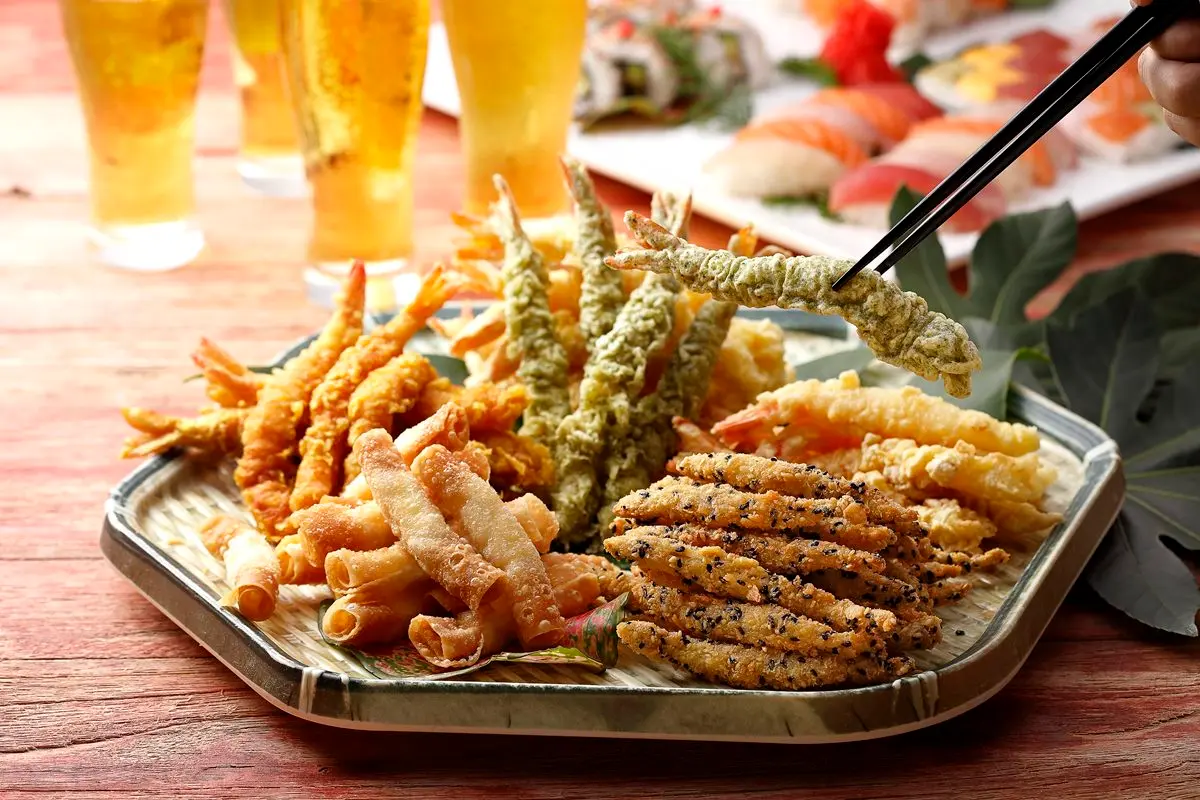 100道日料吃到飽！「欣葉日本料理」祭5款海老炸蝦新品，加碼帶「角落小夥」玩偶回家