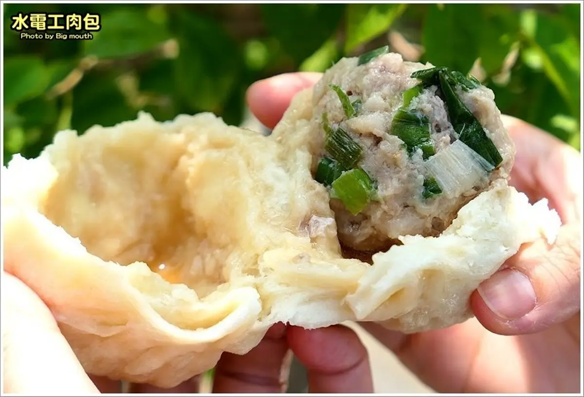 台中捷運綠線吃一波！８家人氣百元小吃：排隊花生牛乳、59元爆汁湯包、三角蘿蔔絲包