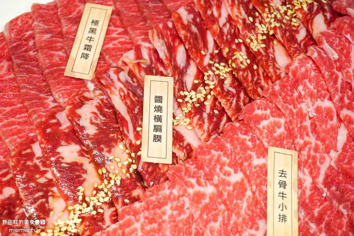 ６天前訂位才吃得到！霸氣燒肉店打卡中國風裝潢，小朋友必點超萌奶茶雪花冰