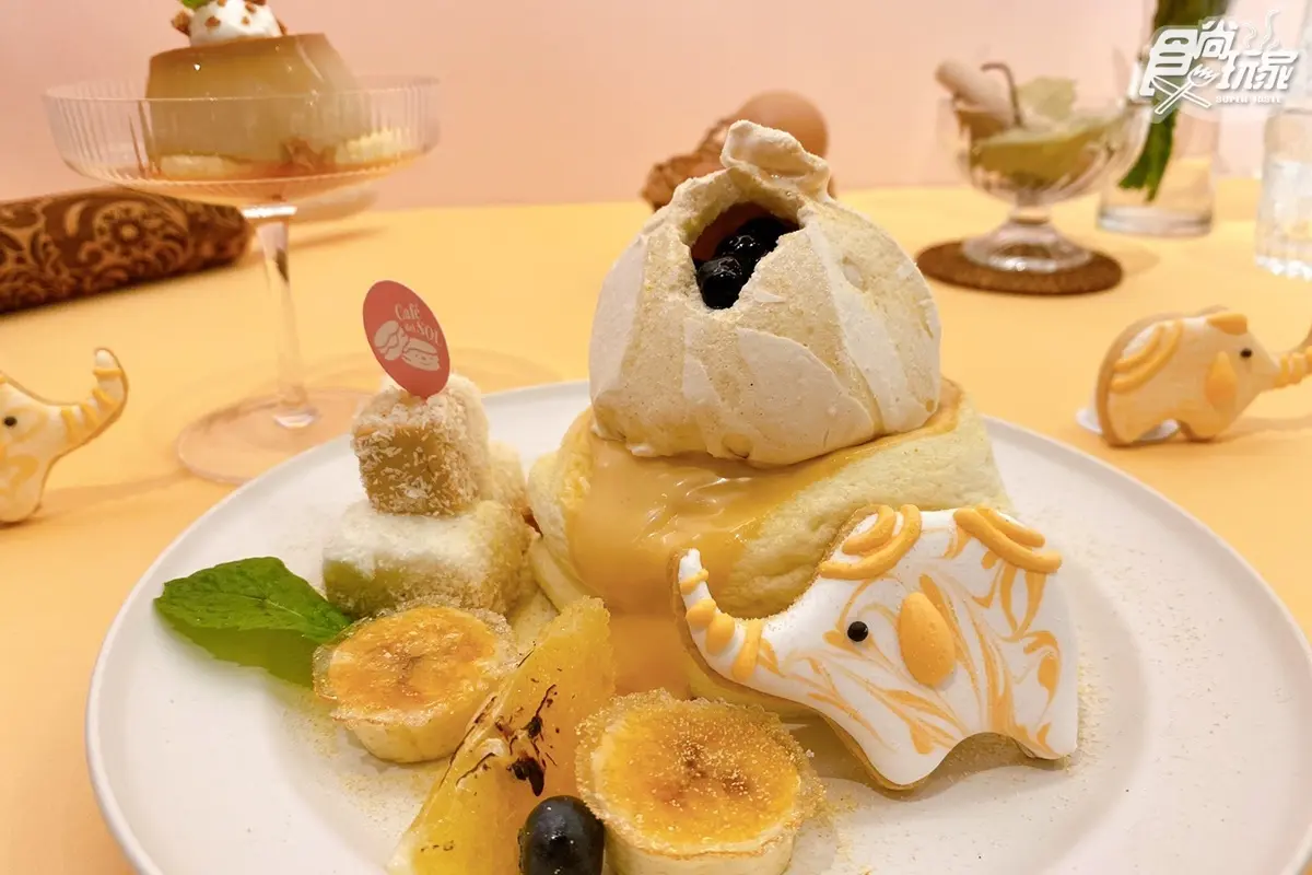 「趴睡奶茶小熊」太萌！日本人氣鬆餅推「手標泰奶舒芙蕾」，再吃焦糖嫩布丁